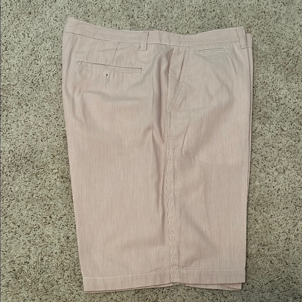 Men's pink and white strip shorts 34W NWOT